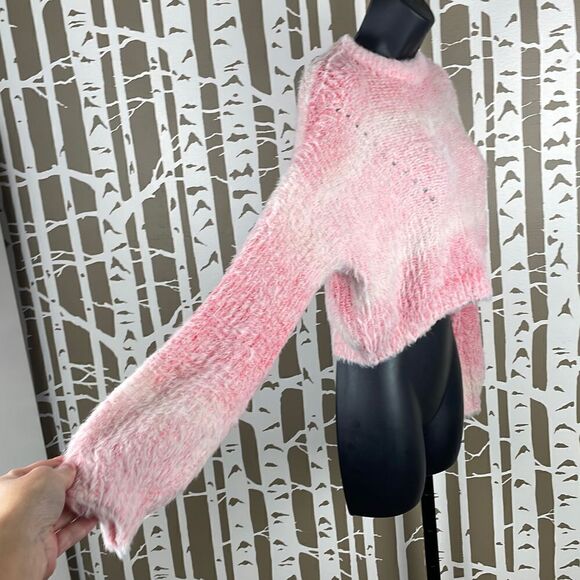 Wild Fable Hot Pink Ombre Cropped Balloon Sleeve Eyelash Knit Sweater sz XS - Picture 3 of 6